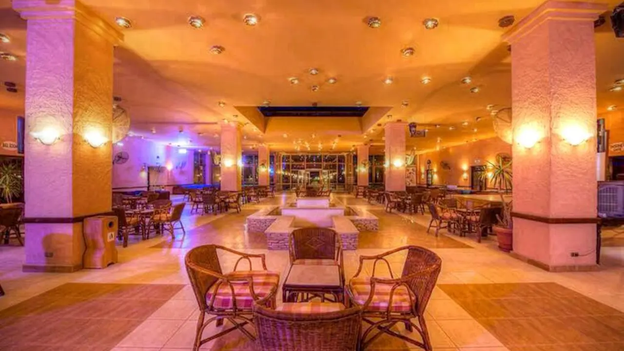 الفندق كيفي بالميرا بيتش - العين السخنة